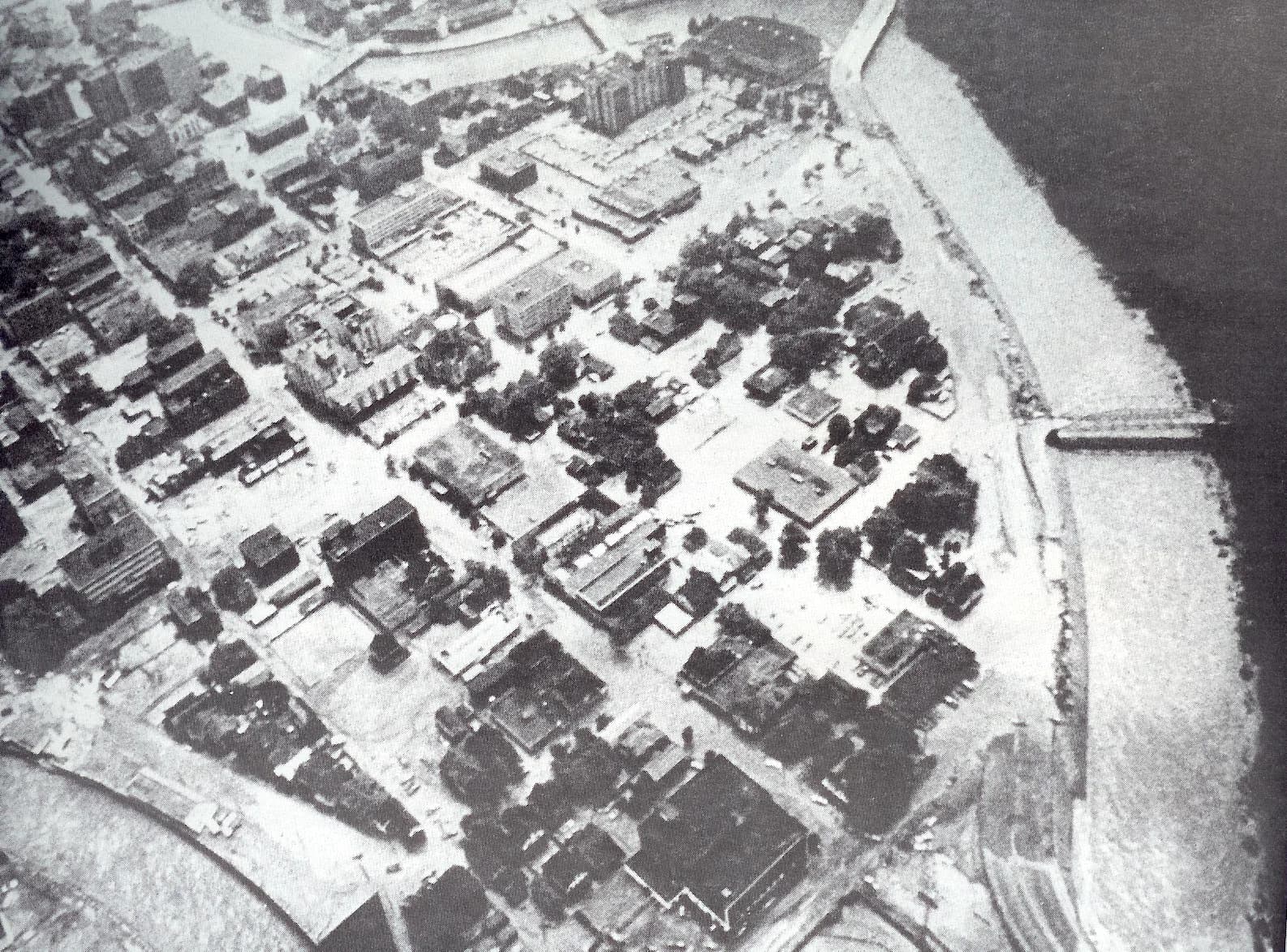 Mud and debris in the streets, 1977